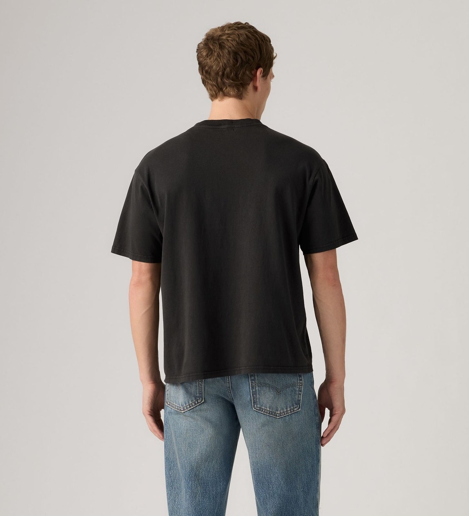levis-mens-boxy-short-sleeve-tee_0049F0025_2_CM_BV_f6181f5b-d7eb-44b1-a034-91b587864c9b_1456x1600_crop_center.progressive.jpg