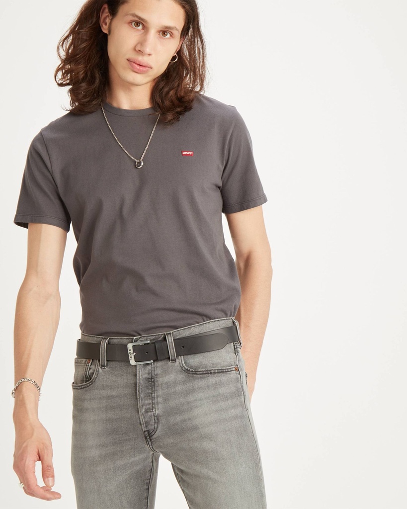 771340611-bi.jpg