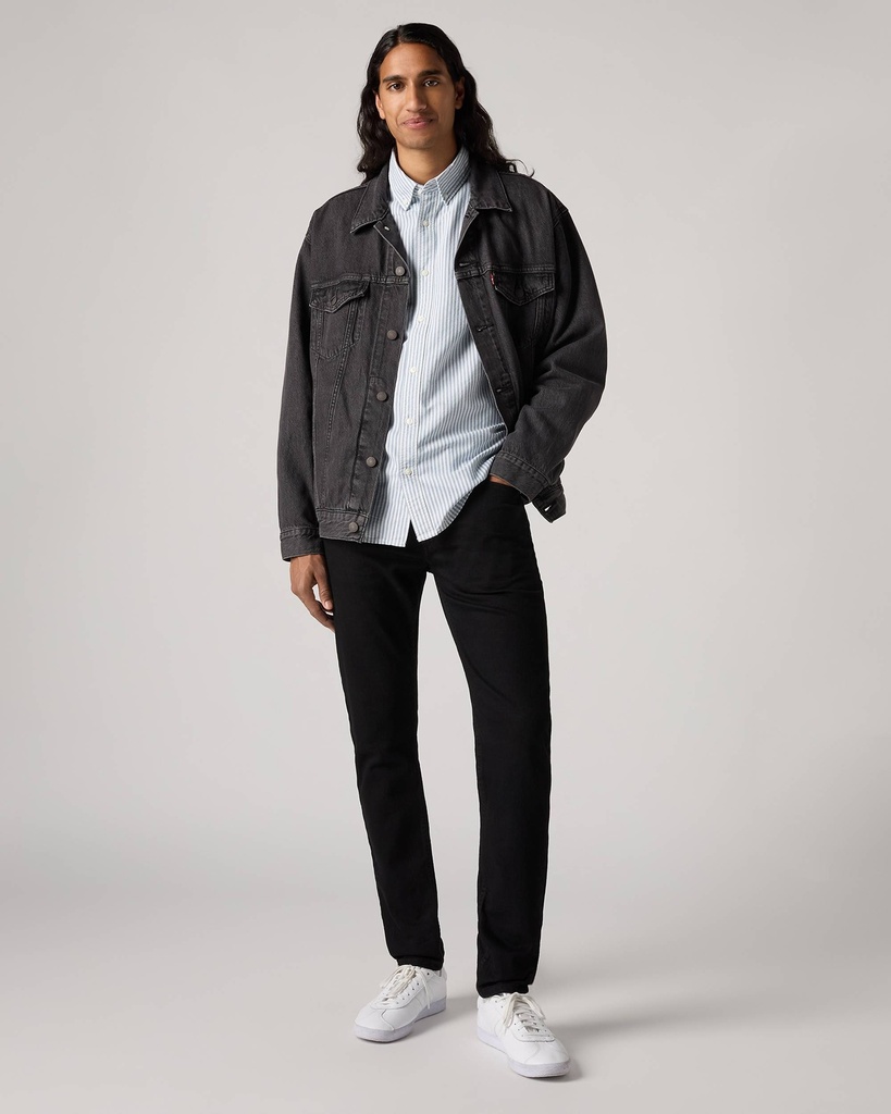 515 SLIM FIT STRAIGHT BLACKS 